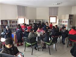 Fevziye Mollaoğlu İlkokulu 1. Sınıf öğrencileri, öğretmenleri Nuray Kurt ve Fatma Erciyes gözetiminde kütüphanemizi ziyaret ettiler. Öğrencilerimize kütüphane kullanımı ha (6946863).jpeg