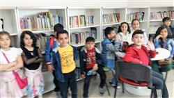 29.03.2017 tarihinde Durak Havva Demir İlkokulu 2.ve 3.sınıf öğretmen ve öğrencileri için kütüphanemizde oryantasyon çalışması yapıldı (2).jpeg