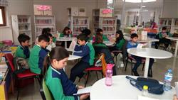 28.11.2017 tarihinde Salih Avgın Paşa Ortaokulu öğretmen ve öğrencileri için kütüphanemizde oryantasyon çalışması yapıldı (1).jpg