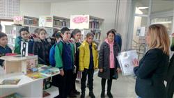 15.12.2017 tarihinde Salih Avgın Paşa Ortaokulu öğretmen ve öğrencileri için kütüphanemizde oryantasyon çalışması yapıldı (8).jpg