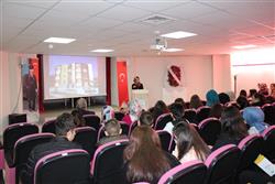 Mehmet Necati Demircan hocamız ‘’Gençlerin Okuma Alışkanlığının Geliştirilmesi ‘’ konulu konferansı ile kütüphanemize renk kattı (7).JPG