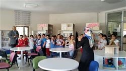 14.05.2018 tarihinde Arif Eminoğlu İlkokulu öğretmen ve öğrencileri için kütüphanemizde oryantasyon çalışması yapılmıştır (3).jpeg