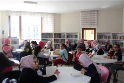 17.05.2019 tarihinde Nuh Mehmet Yamaner İmam Hatip Lisesi öğretmen ve öğrencileri için kütüphanemizde oryantasyon çalışması yapıldı (1).JPG